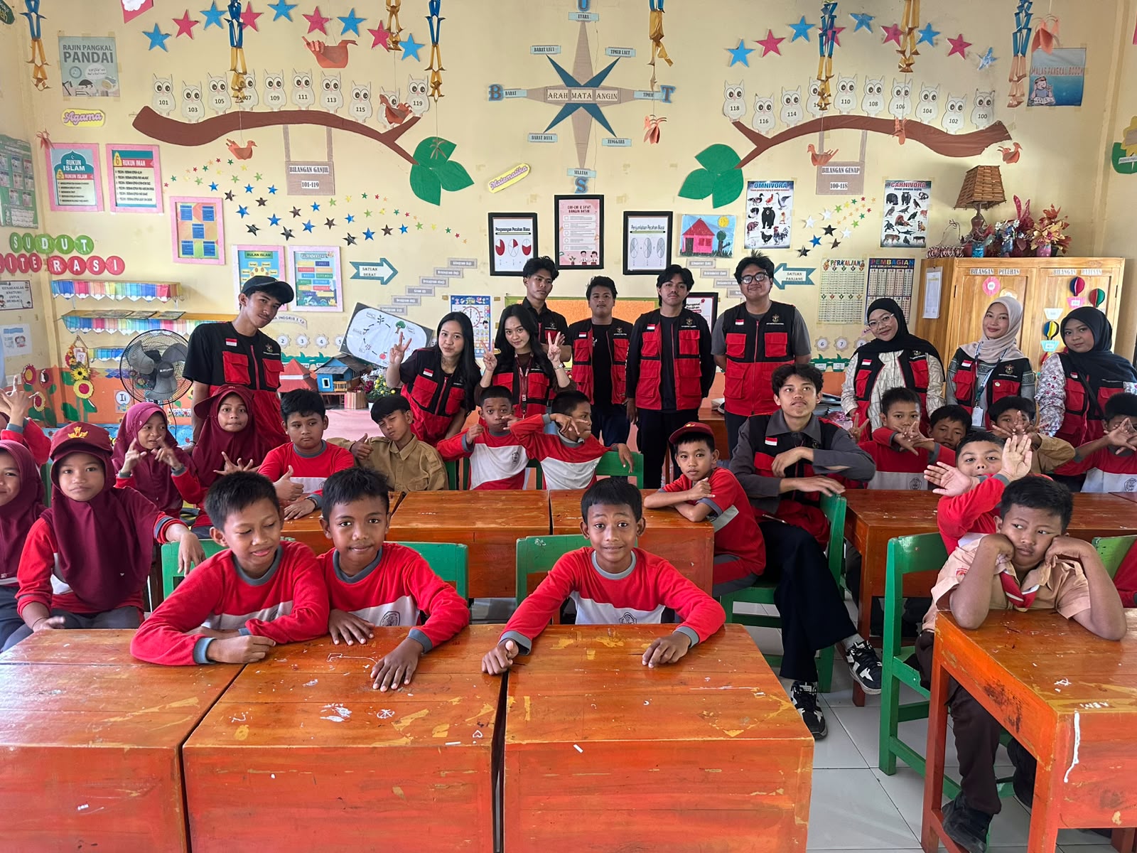 📚 “Kenali, Cegah, dan Berani Melapor: KKN UNHAS 116 Edukasi Siswa SD No. 9 Lembang tentang Kriminalitas Sejak Dini”